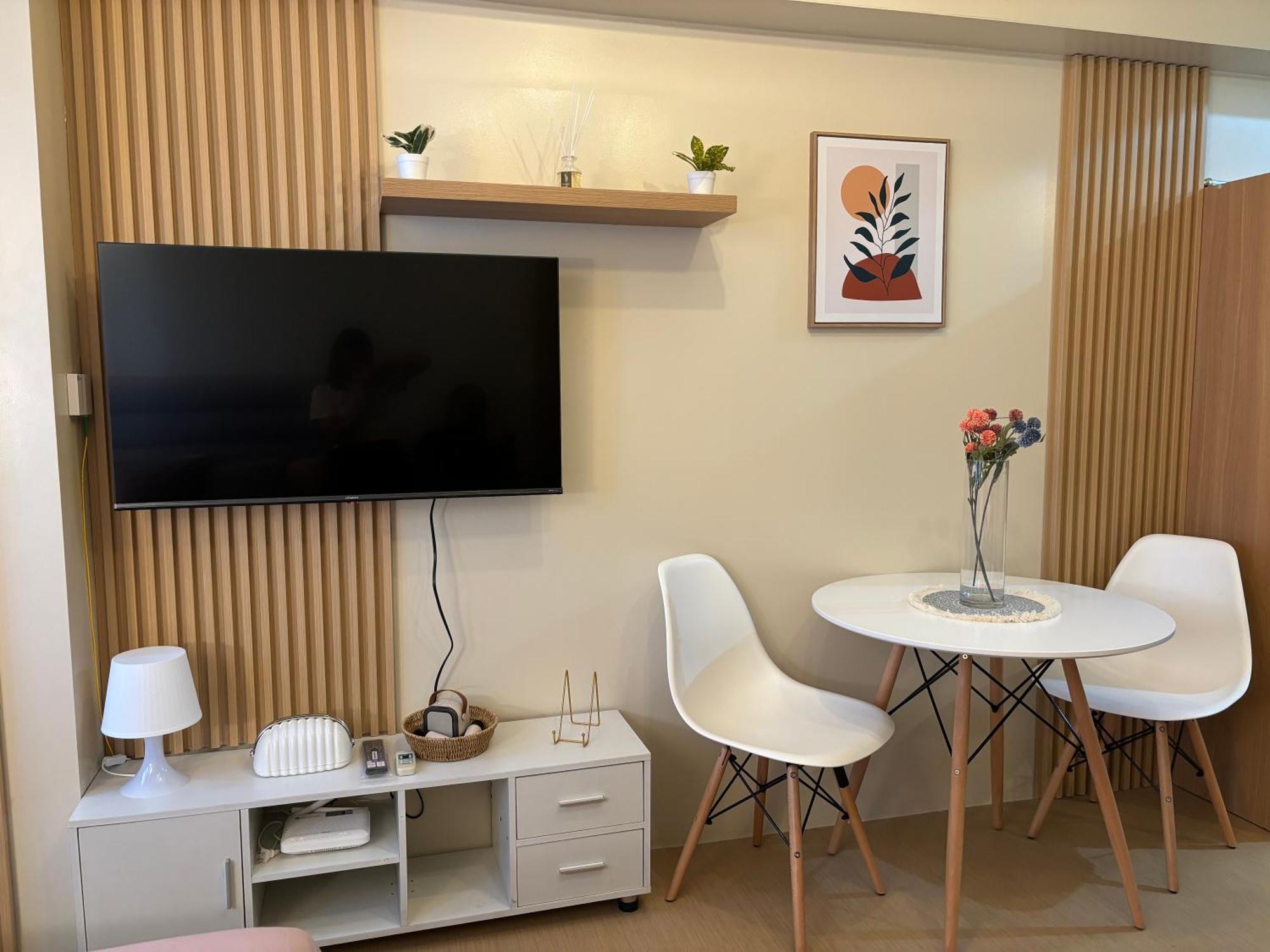 Cozy & Minimalist Staycation - Avida Towers With Pool Access Davao Ngoại thất bức ảnh
